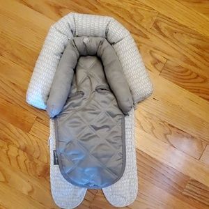 Eddie Bauer baby head support